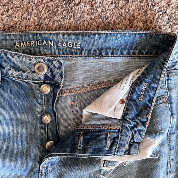 American Eagle Tomgirl Jeans - Picture 3 of 6